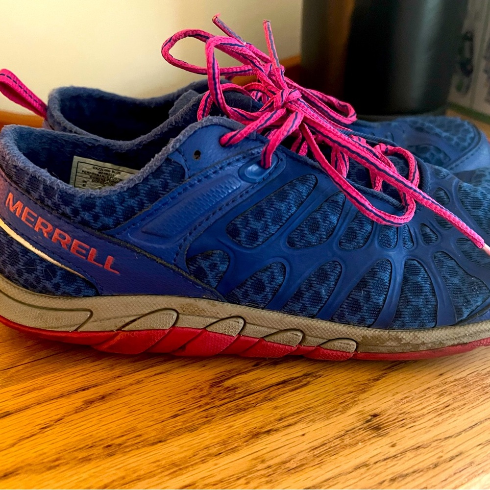 Merrell lightweight sneakers